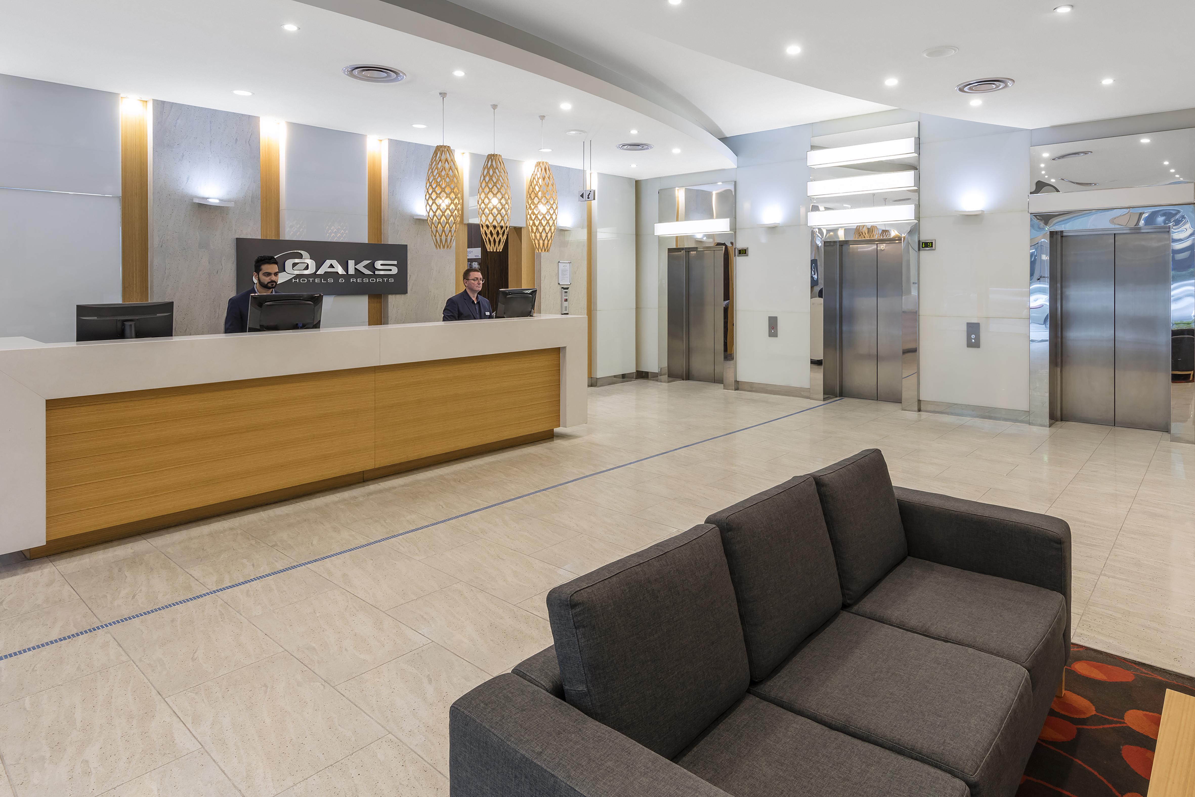 Oaks Adelaide Embassy Suites Bagian luar foto